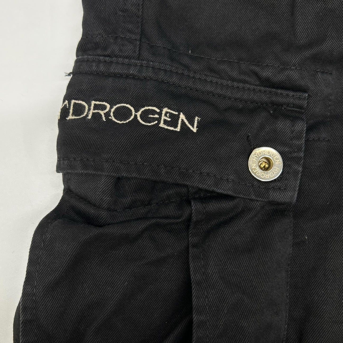 HYDROGEN ハイドロゲン ブラック コットン100 ロゴ入りカーゴパンツ ボトムス