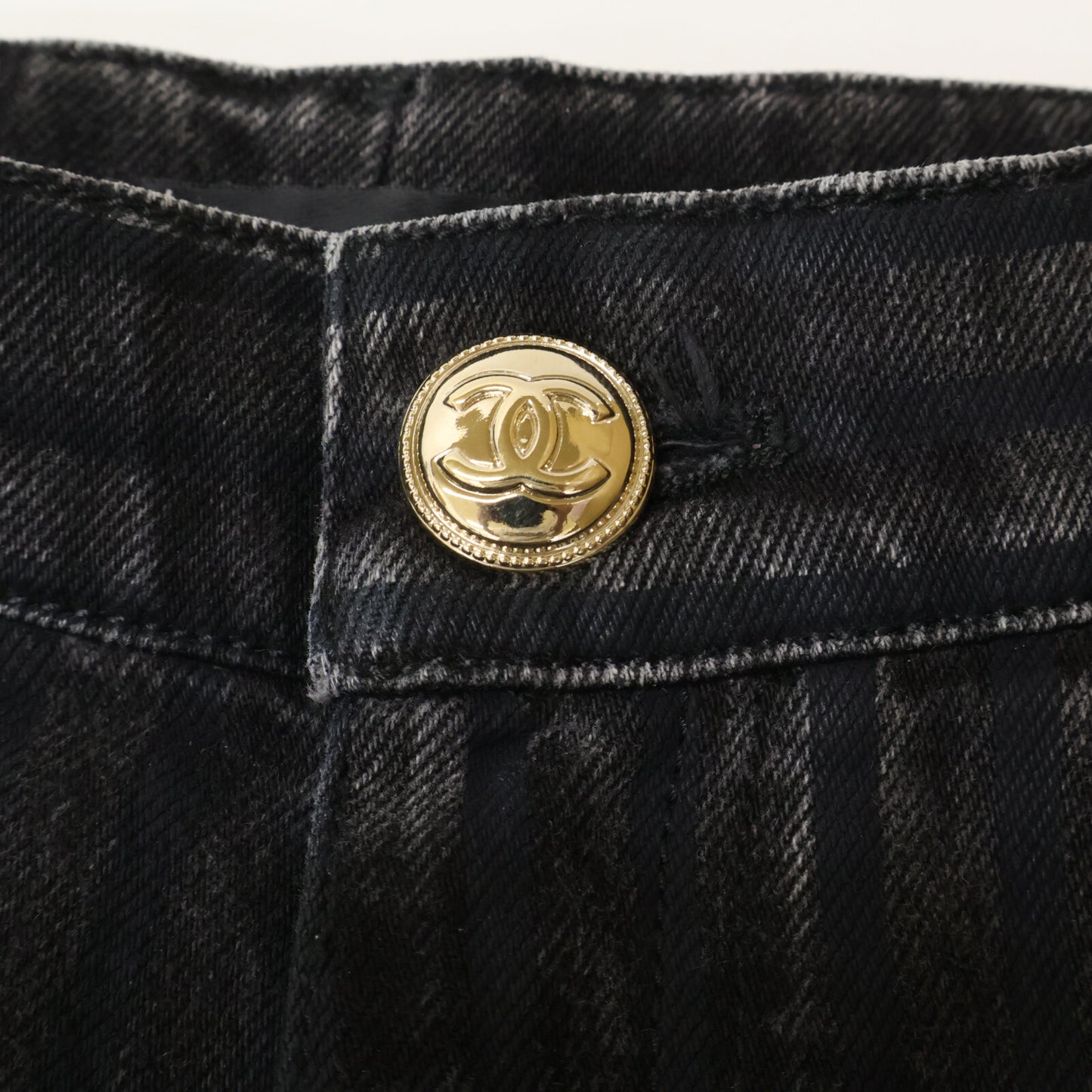 CHANEL シャネル 【美品/国内正規】20K P65455V61295 ストライプ ココマークボタン デニムパンツ ボトムス