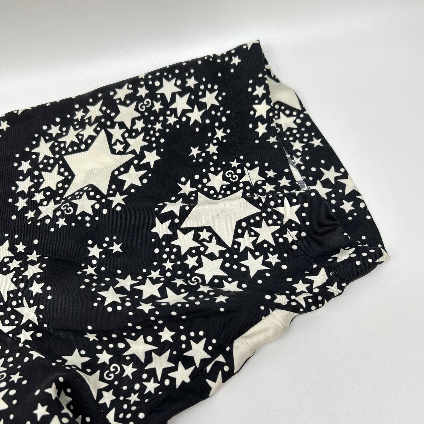 GUCCI グッチ 20SS 625502 ブラック シルク100 GGスター ボタニカル ボーリングシャツ トップス