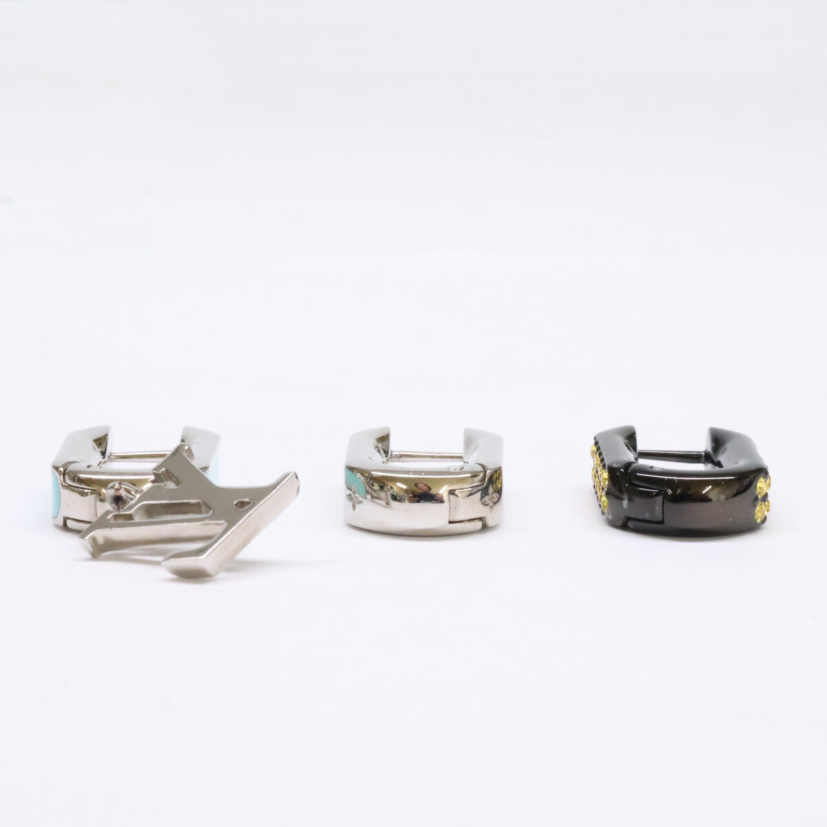 LOUIS VUITTON ルイヴィトン M00925 ブックル ドレイユ・パラダイス ピアス