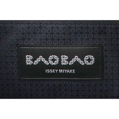 BAOBAO ISSEYMIYAKE バオバオイッセイミヤケ 【美品】BB41-AG054-91 LUCENT ルーセント 4x6 ショルダーバッグ