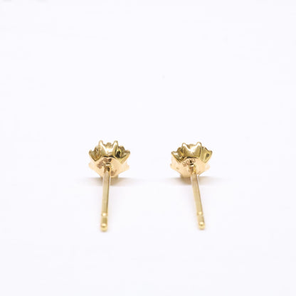 BELLESIORA ベルシオラ K18 0.05刻印 ダイヤモンド ピアス