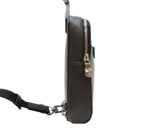 LOUIS VUITTON ルイヴィトン M30741 タイガ ラマ アウトドア スリングバッグ ショルダーバッグ