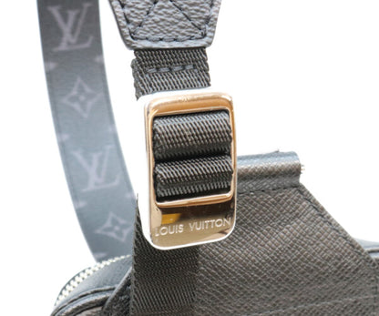 LOUIS VUITTON ルイヴィトン M30741 タイガ ラマ アウトドア スリングバッグ ショルダーバッグ