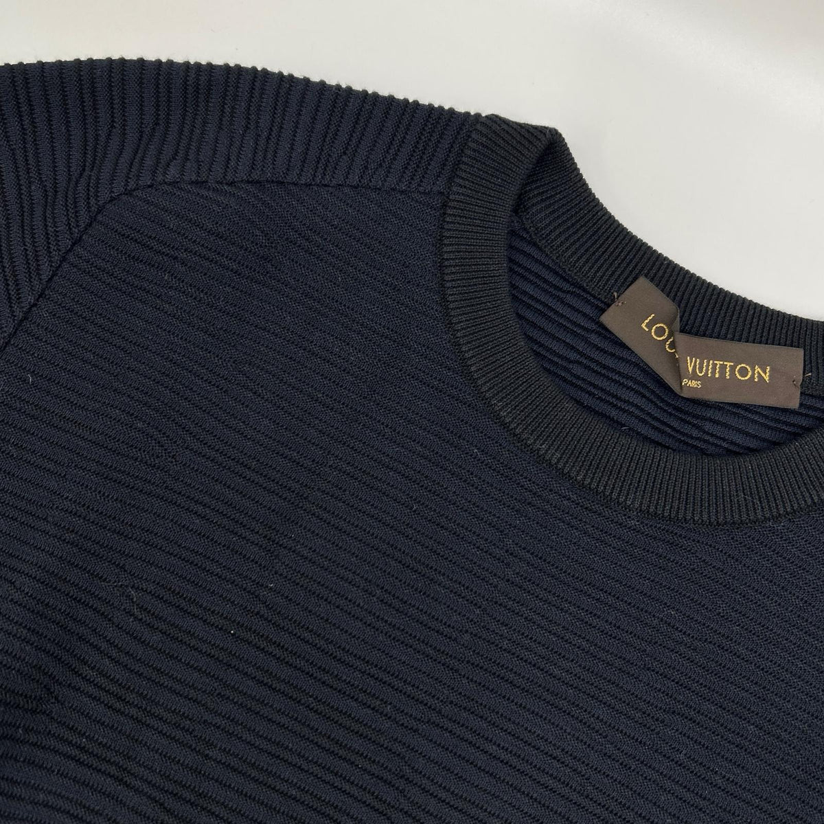 LOUIS VUITTON RM161Q F76 H9N50W 2016 navy cotton-silk logo-hardware knit sweater Tops