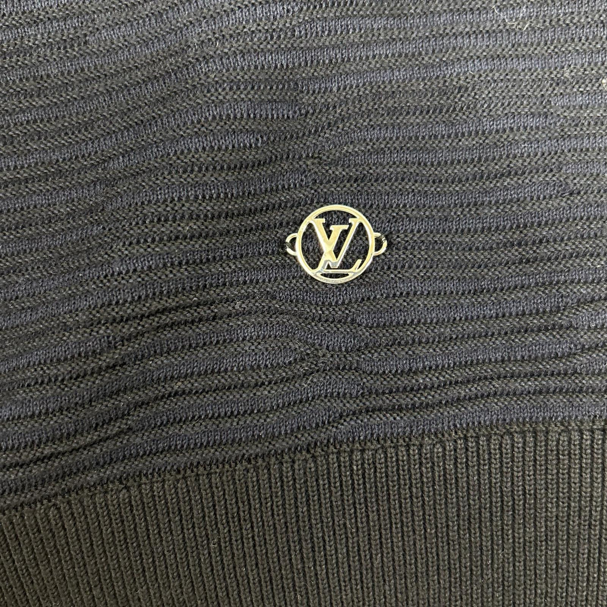 LOUIS VUITTON ルイヴィトン RM161Q F76 H9N50W 16年製 ネイビー コットンシルク ロゴ金具 ニットセーター トップス