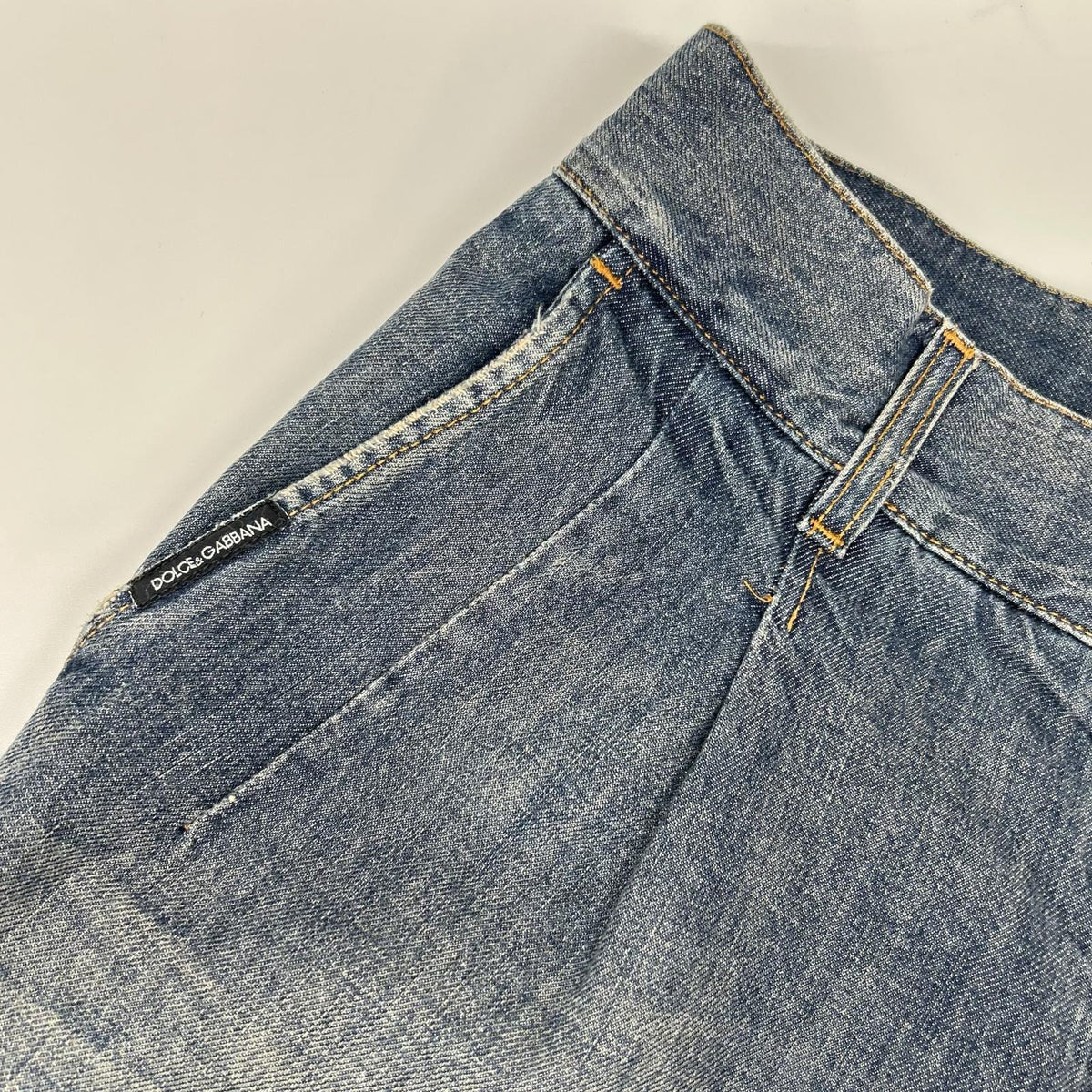 DOLCE&GABBANA ドルチェアンドガッバーナ G3EDCD G8388 インディゴ デニム タックプレート ストレートデニムパンツ ボトムス