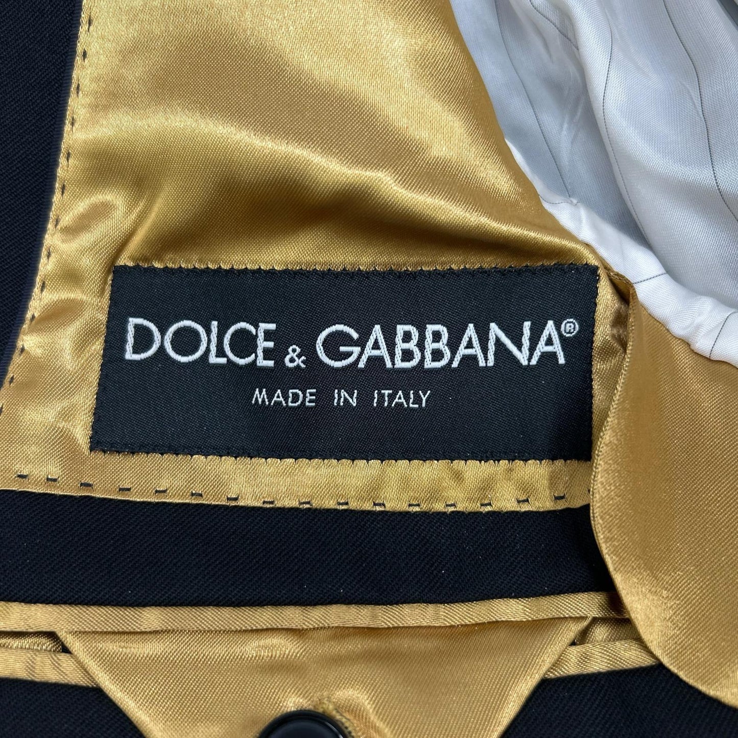 DOLCE&GABBANA ドルチェアンドガッバーナ G2858T ブラック ヴァージンウール100 金ボタン ブレザー ジャケット