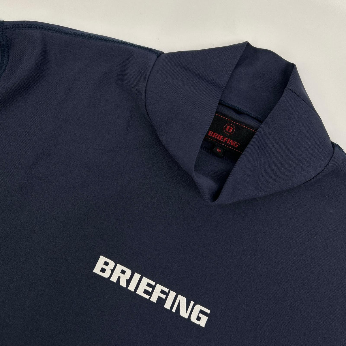 BRIEFING Burīfingu BRG213M24 Navy Relaxed-Fit High-Neck Cut-and-Sew Top Tops