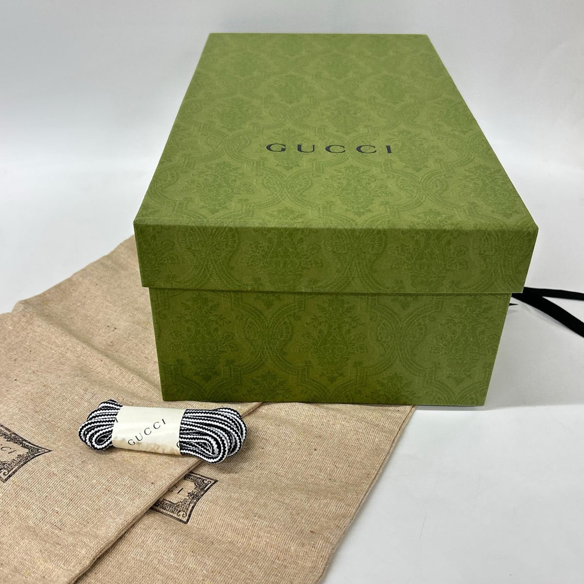 GUCCI グッチ basket low-top sneakers ローカットスニーカー シューズ