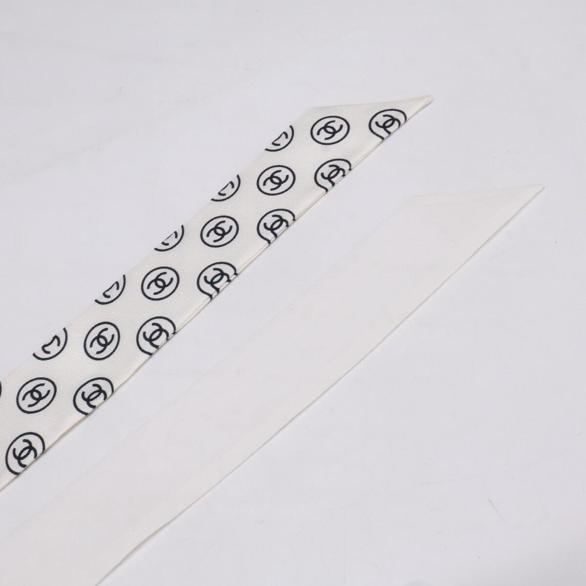 CHANEL シャネル [Excellent Condition] 25-26AW AAB535 CC-Mark Silk Hair Band Scarf