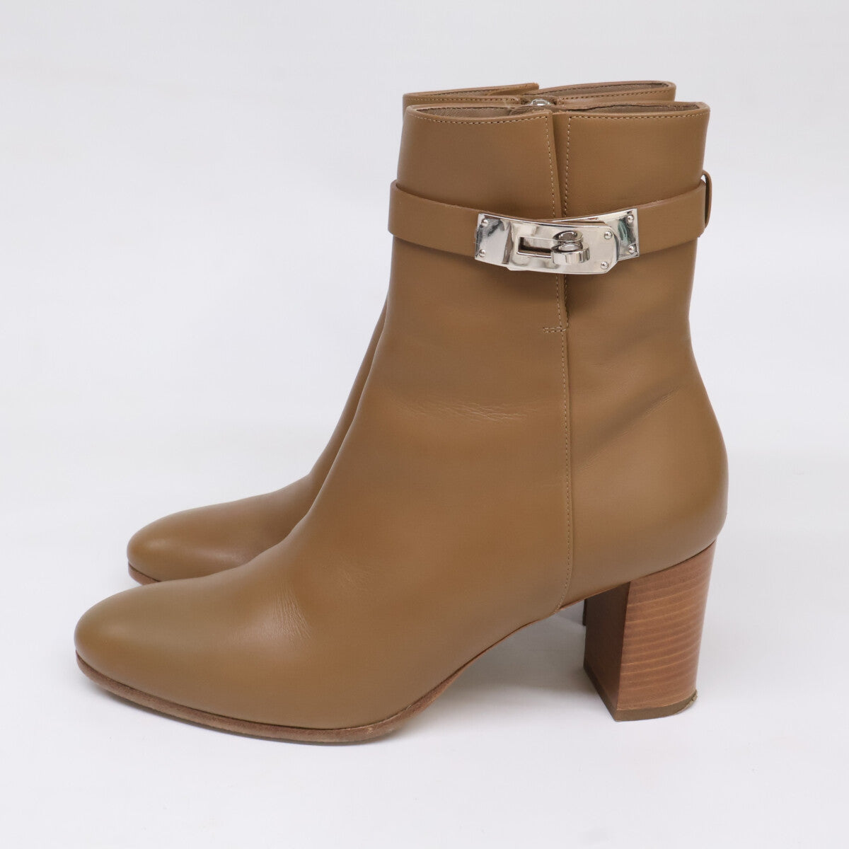 HERMES [Excellent condition] Saint-Germain leather short boots with Kelly hardware shoes