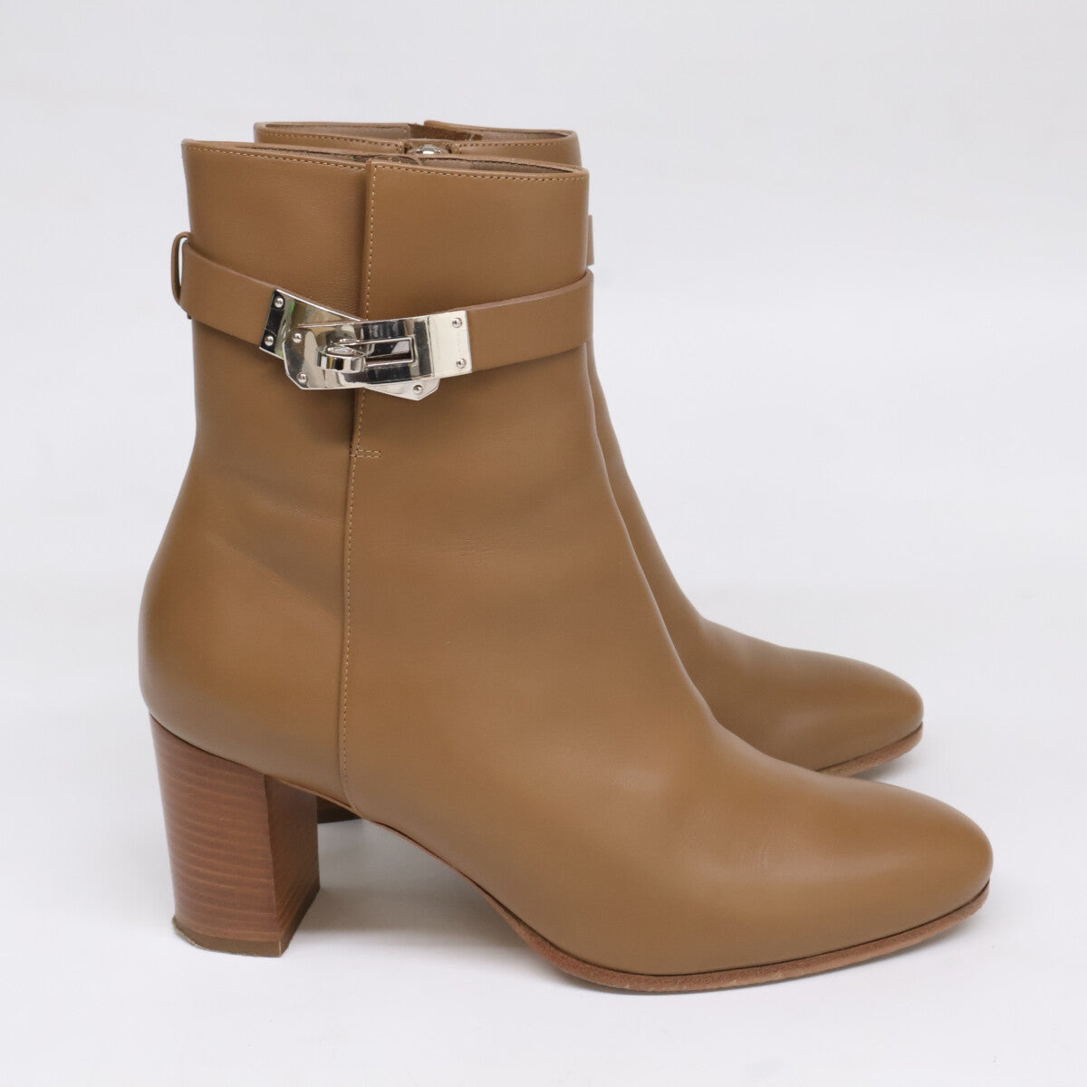 HERMES [Excellent condition] Saint-Germain leather short boots with Kelly hardware shoes