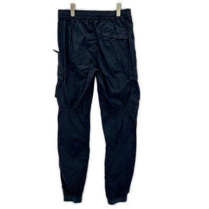 STONE ISLAND ストーンアイランド ネイビー ロゴパッチ付き テーパードカーゴパンツ ボトムス