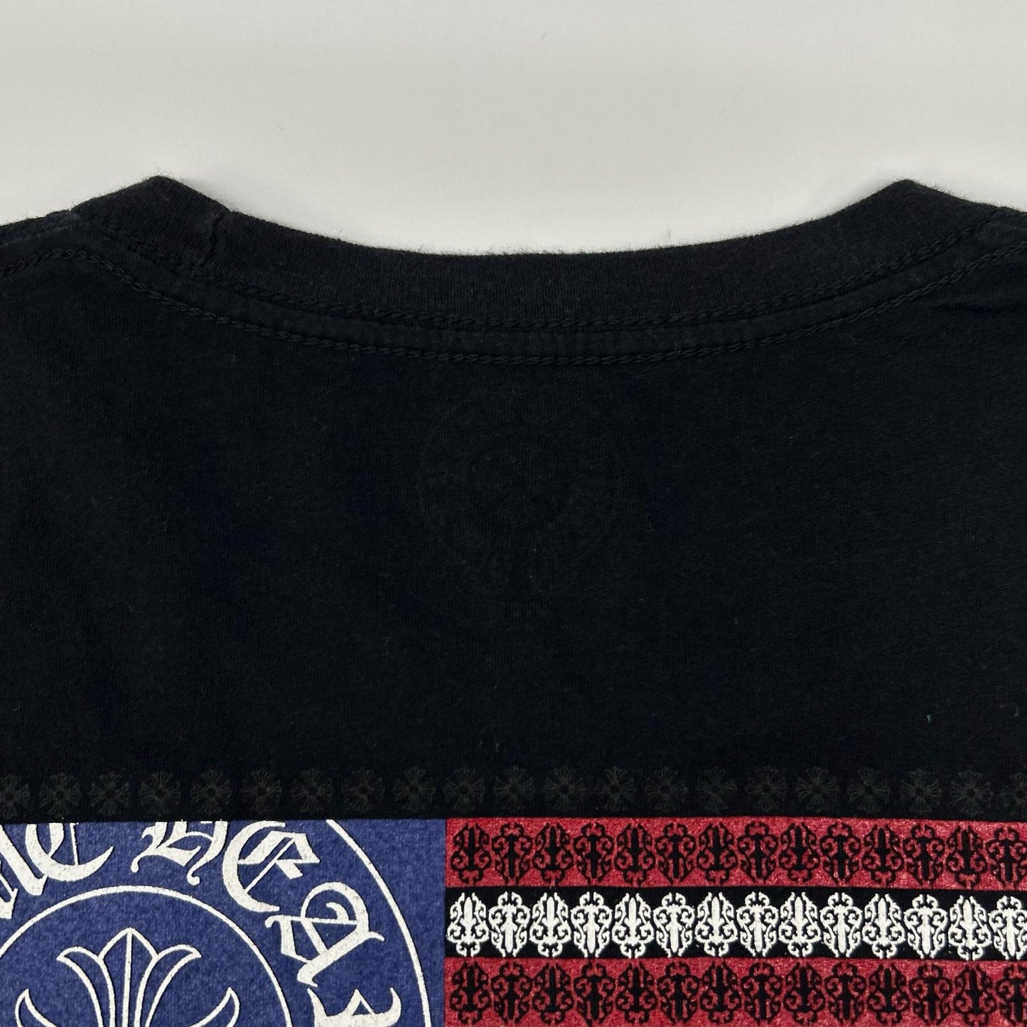 Chrome hearts クロムハーツ ブラック アメリカンフラッグ 星条旗 スクロールラベル 半袖Tシャツ トップス
