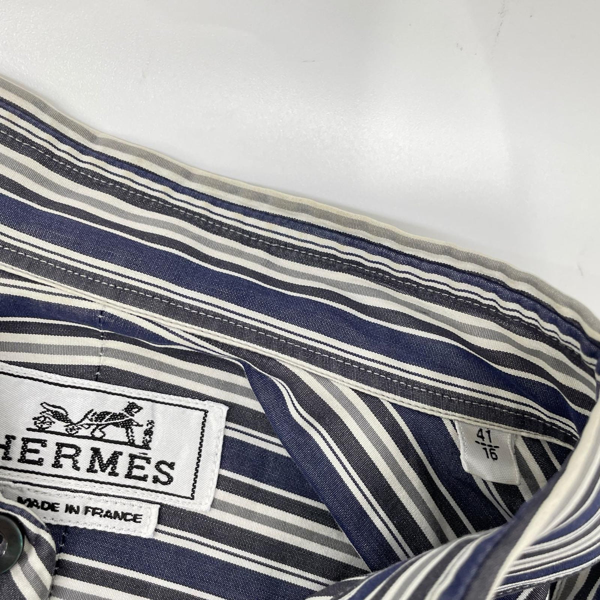 HERMES エルメス ホワイト×グレー ストライプ コットン 袖セリエボタン 長袖シャツ トップス