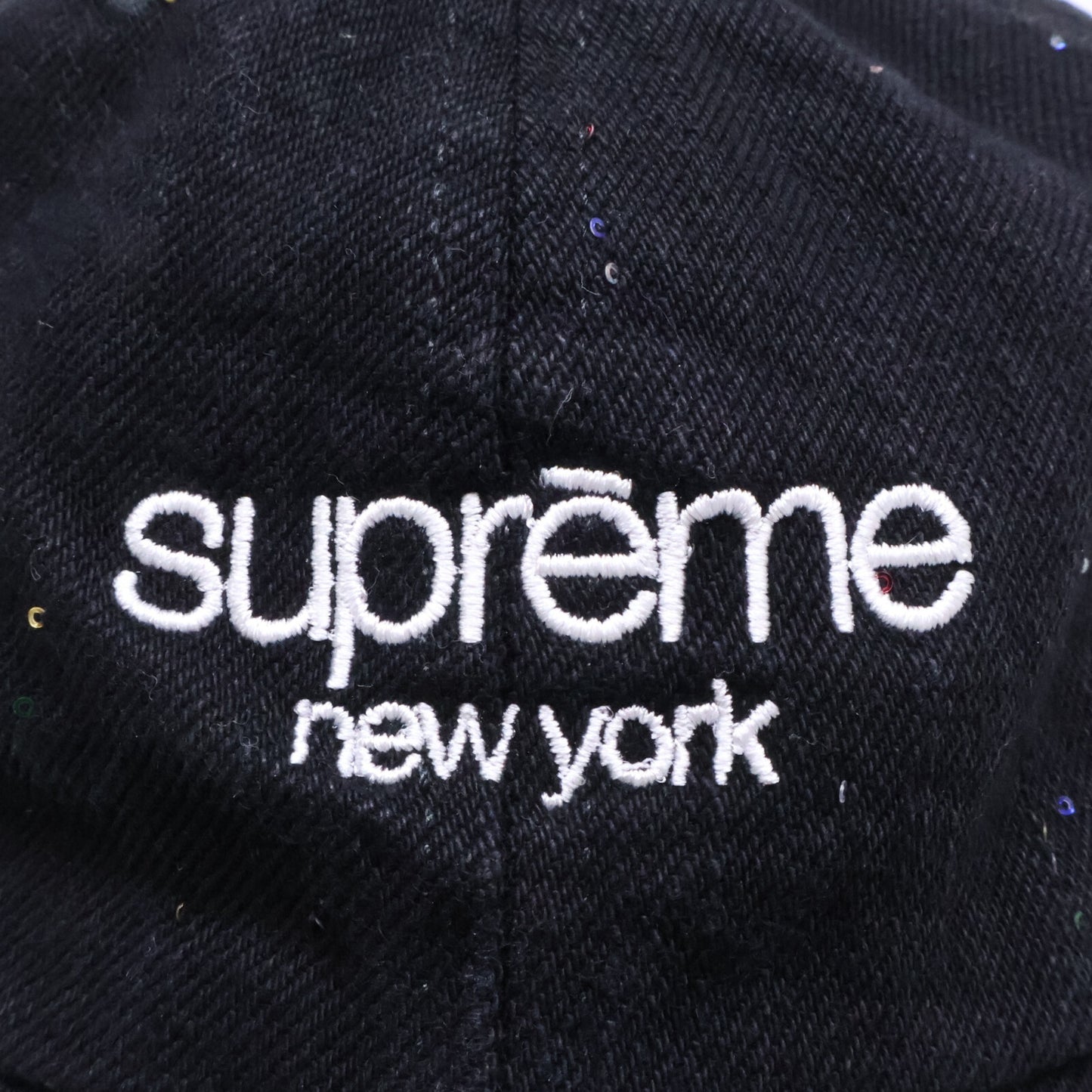 Supreme シュプリーム 【新品同様】SS26 Sequin Denim Classic Logo 6-Panel シークインデニム クラシックロゴ 6パネル キャップ 帽子