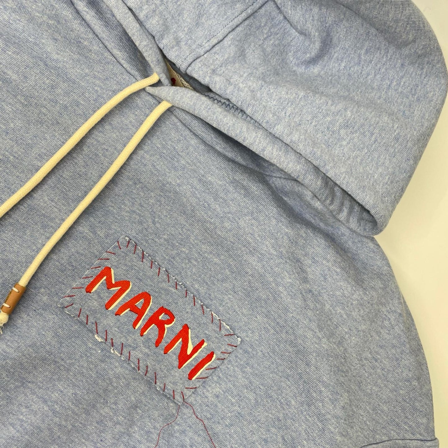 MARNI マルニ 24年製 FLJE0211X0 UTC397 ブルー ロゴパッチ フーディー トップス