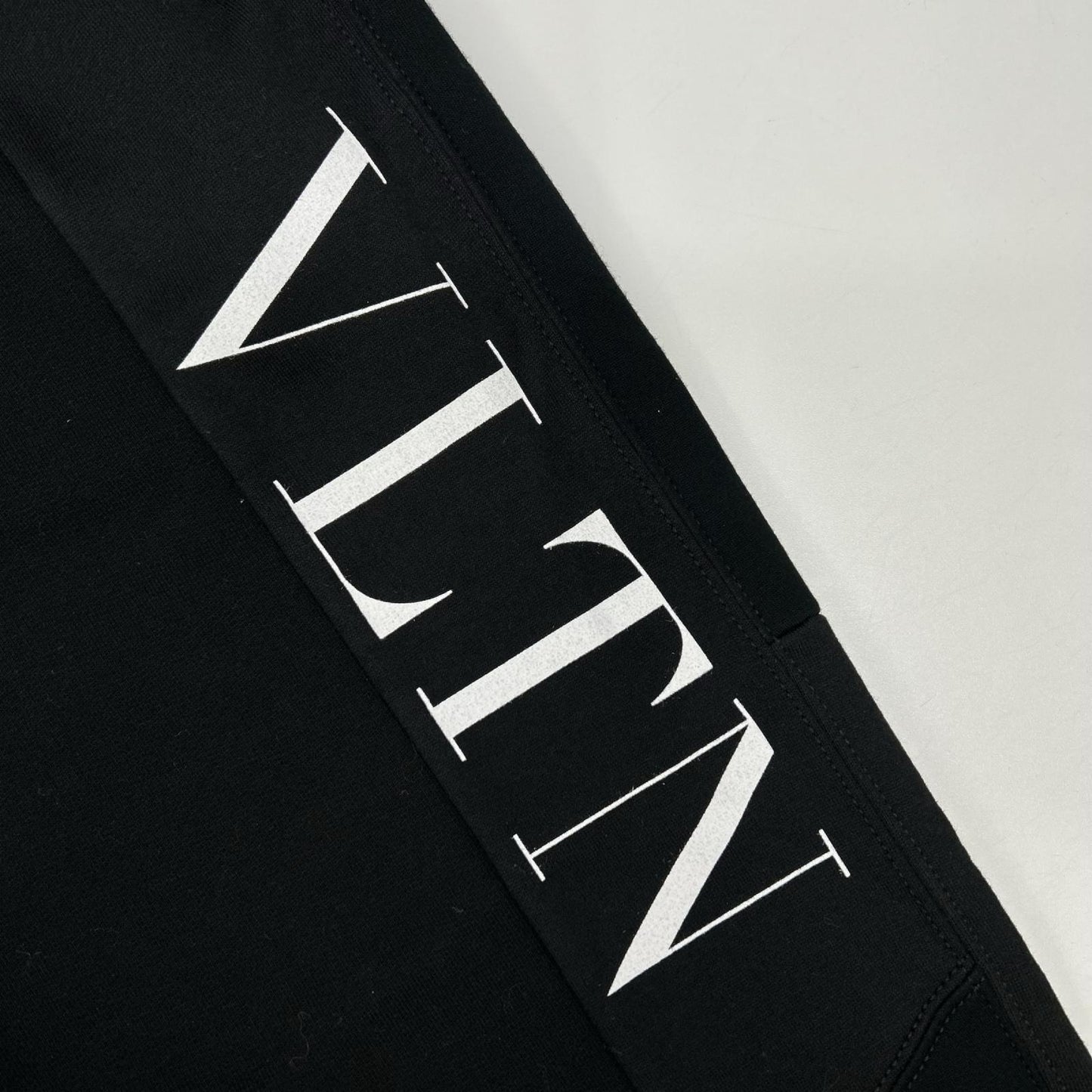 VALENTINO ヴァレンティノ WV3MD03A7CW VLTNロゴ パッチワーク スウェットパンツ ボトムス