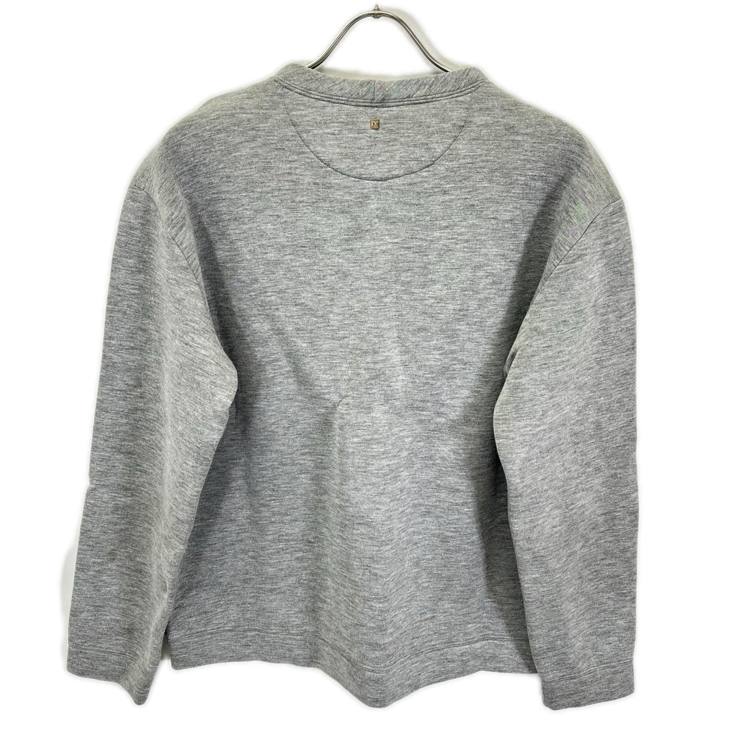 VALENTINO ヴァレンティノ グレー 前Vガゼット スタッズ スウェット トップス