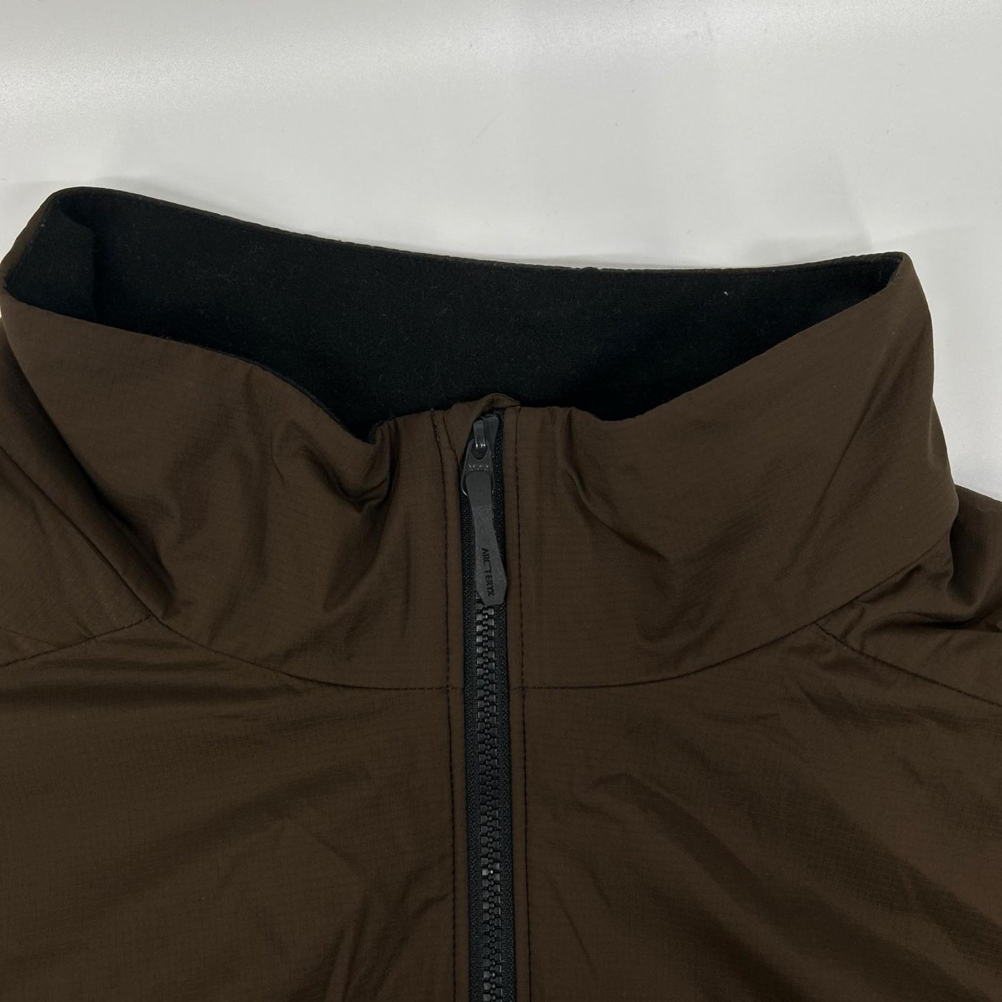 ARC'TERYX アークテリクス X000009561 ブラウン アトム ジャケット ジャケット
