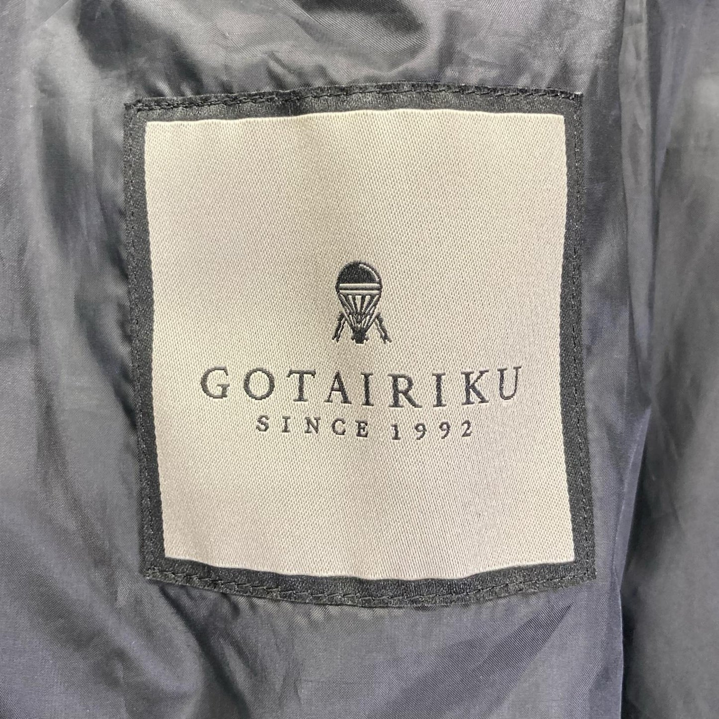 gotairiku 五大陸 ブラック ヘリンボーン ダウンライナー付き ステンカラーコート コート