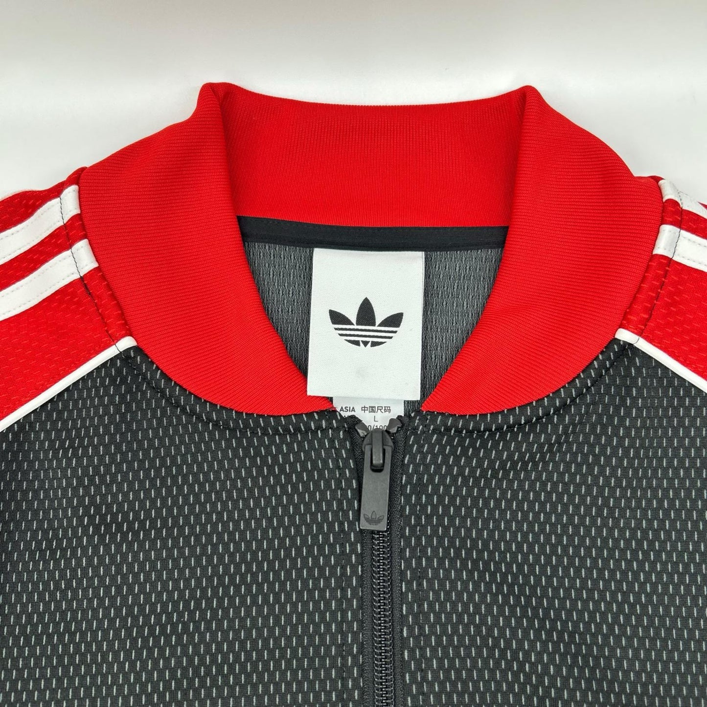 adidas アディダス KE0115 レッド×ブラック ルーズメッシュトラックトップ ジャケット