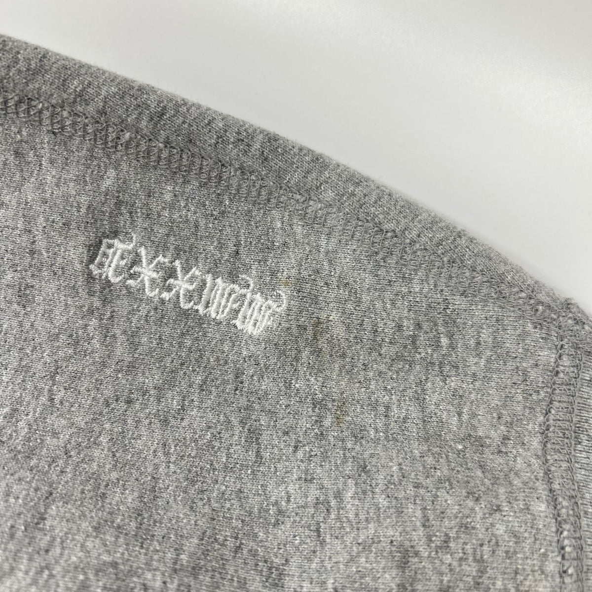 Supreme シュプリーム 25AW グレー ボックスロゴ プルオーバー フーディー トップス