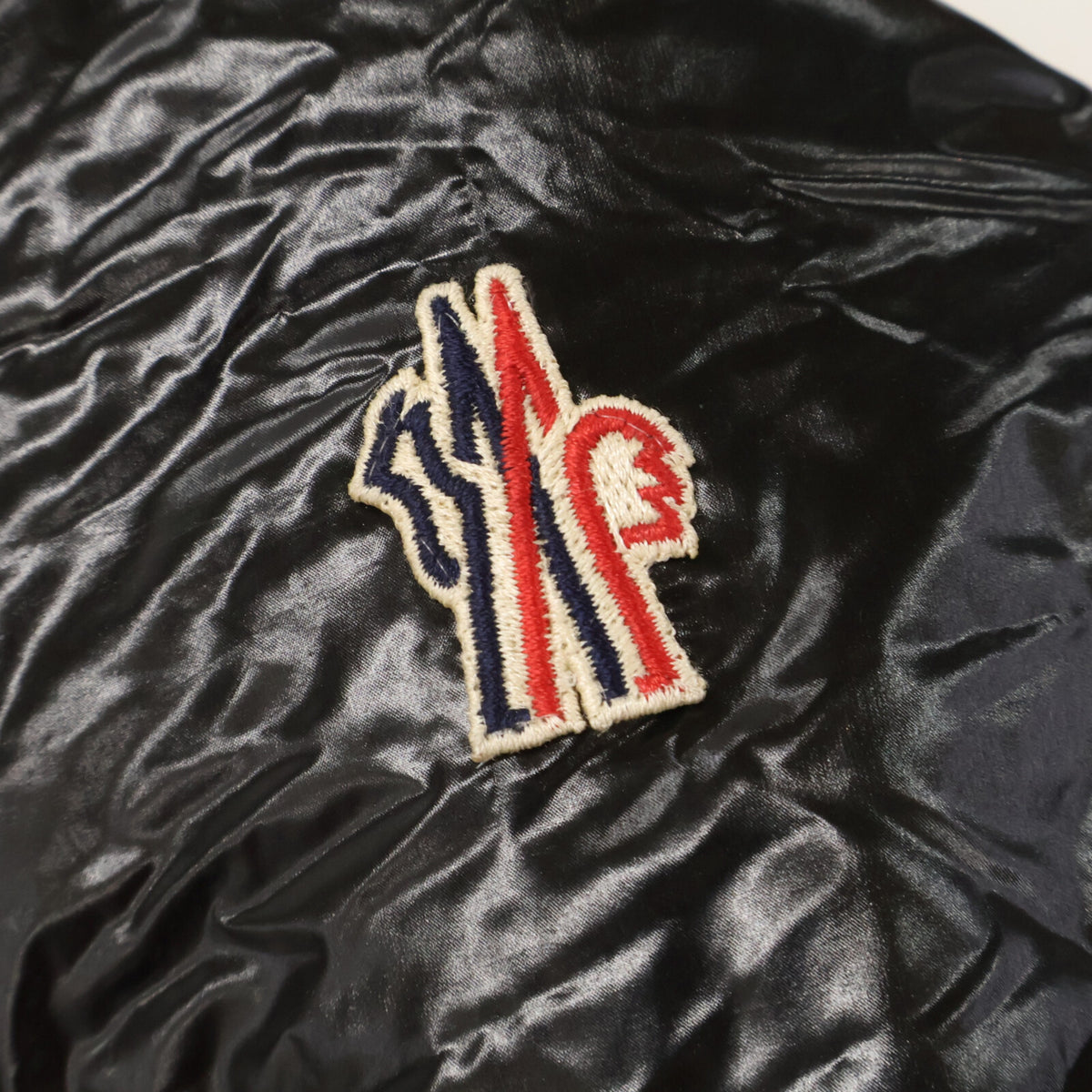 MONCLER モンクレール GRENOBLE グルノーブル【美品/23年製】MARCASSIN フーディダウンジャケット ジャケット