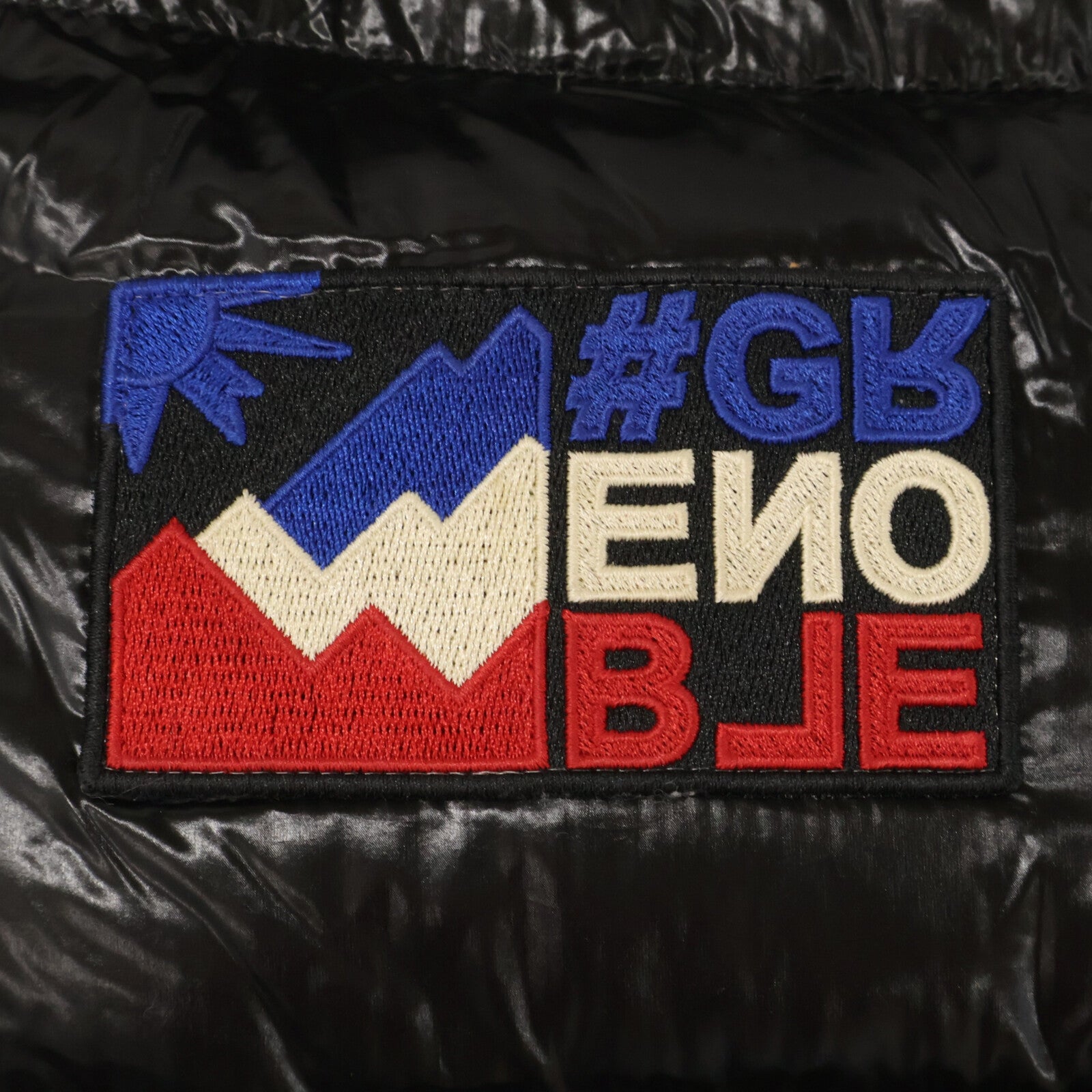 MONCLER モンクレール GRENOBLE グルノーブル【美品/23年製】MARCASSIN フーディダウンジャケット ジャケット