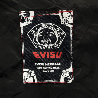 EVISU エヴィス ブラック ロゴとスローガン刺繍 レギュラーフィットストライプスーツコーチジャケット ジャケット