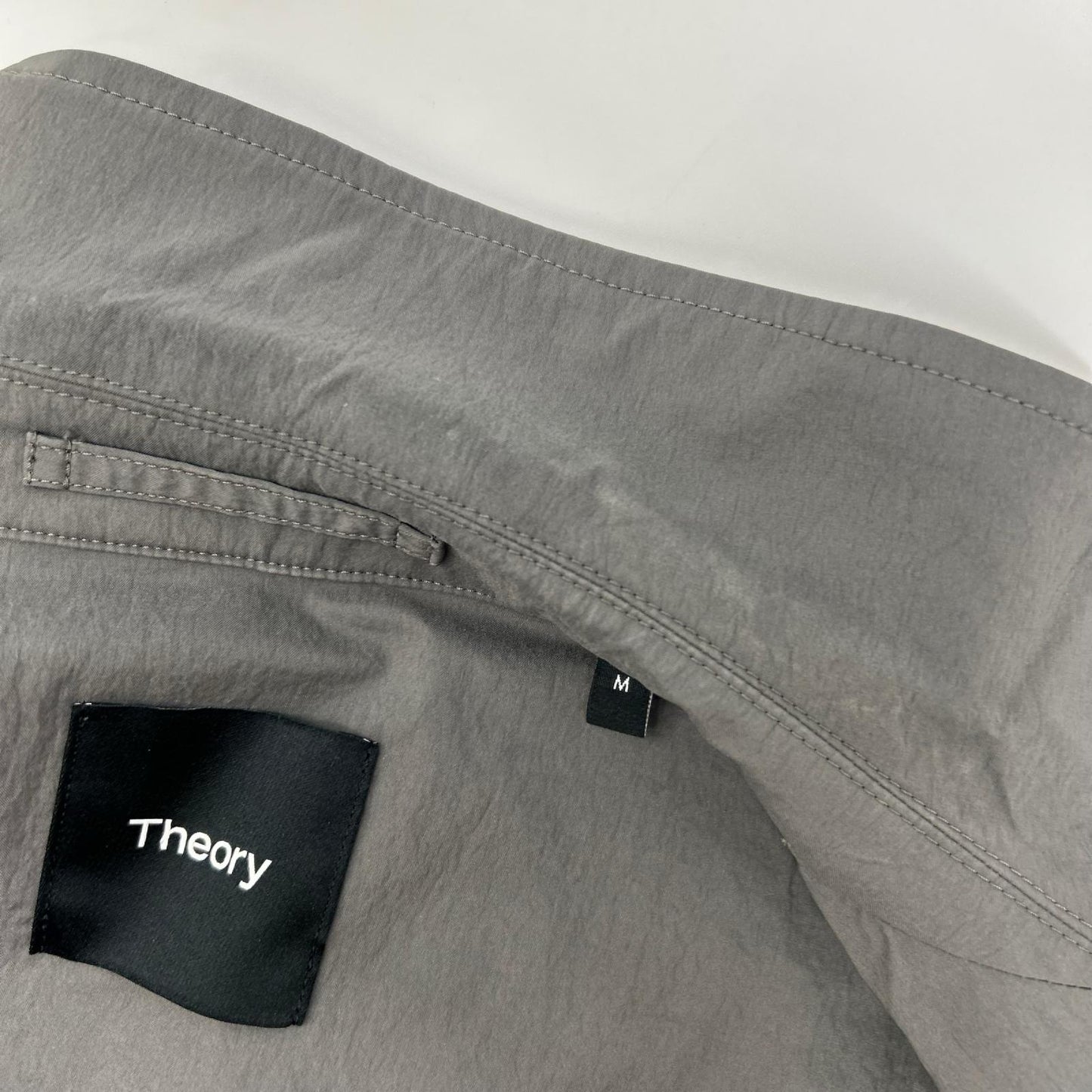 Theory セオリー 26年製 グレー リサイクルナイロン ジップアップジャケット ジャケット
