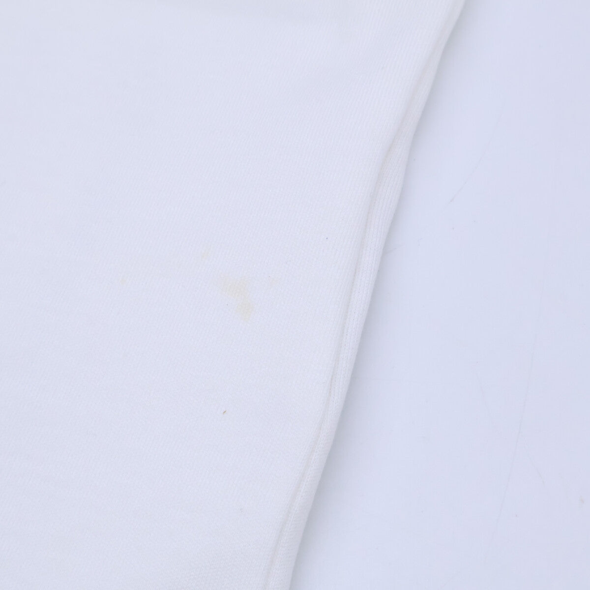 LOUIS VUITTON ルイヴィトン 【国内正規/25年製】RW252WW UOL FTTB13 チェーン付 ロゴ刺繍 半袖Tシャツ トップス