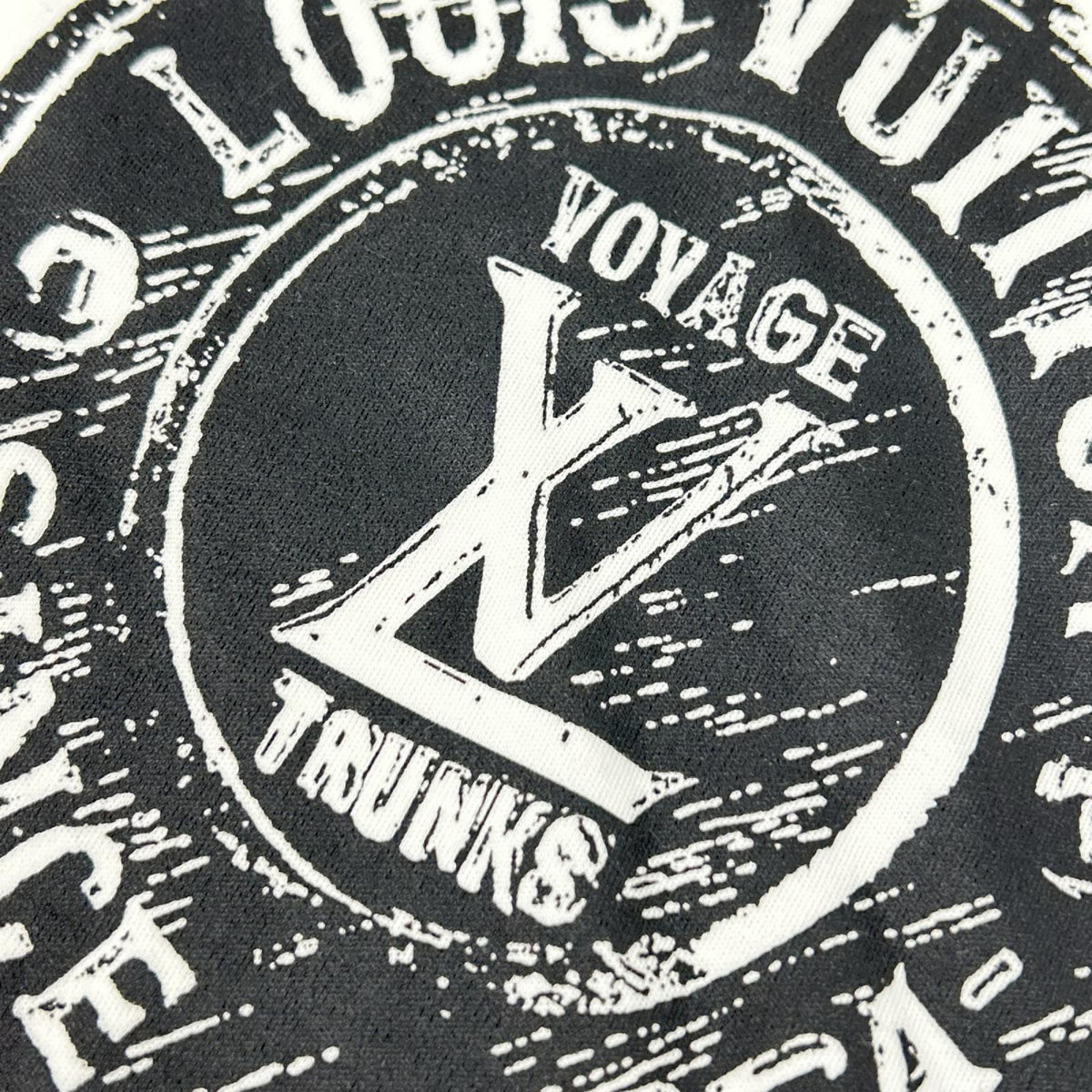 LOUIS VUITTON ルイヴィトン 25年製 RW252WW UNI FTTS07 ホワイト LVスタンプ Tシャツ トップス