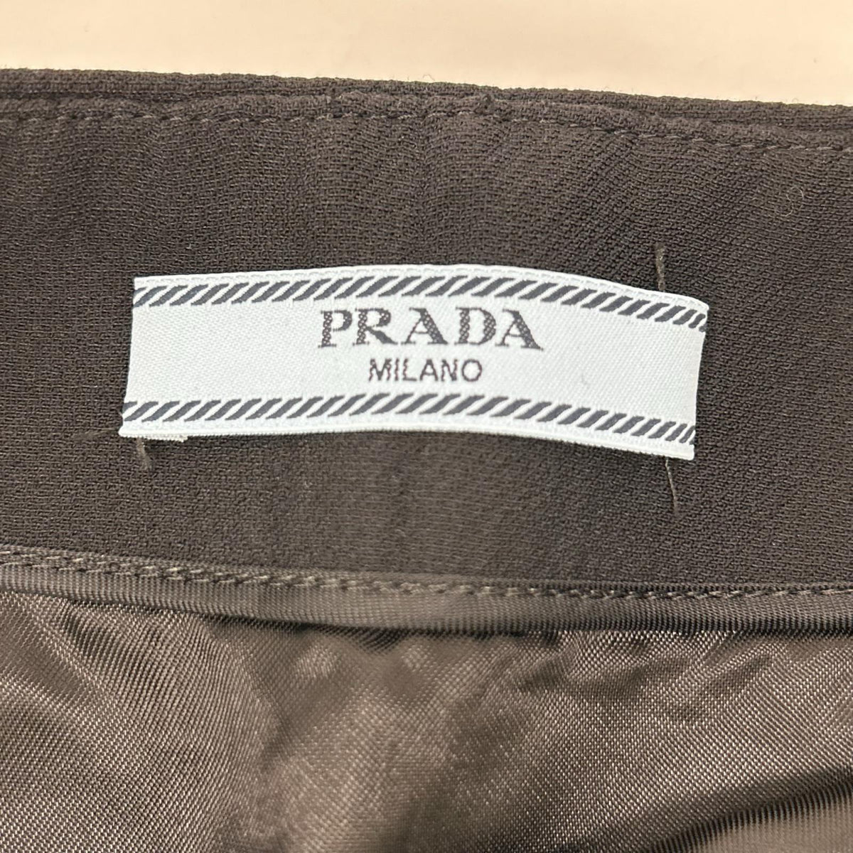 PRADA プラダ 24年製 P144Y S000 ブラック トライアングルロゴ ウール ミニスカート スカート