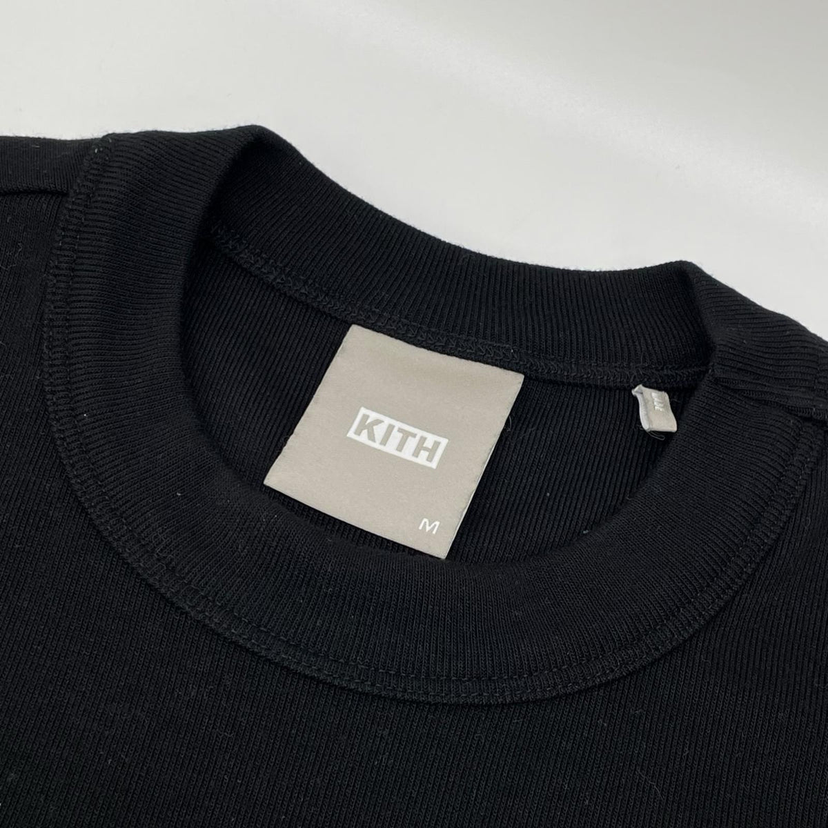 KITH キス ブラック クロップド Tシャツ トップス