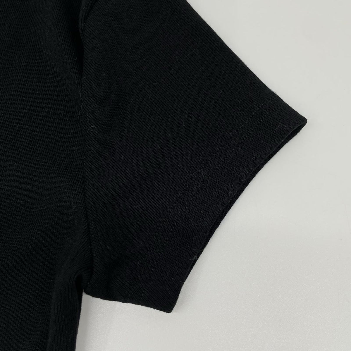 KITH キス ブラック クロップド Tシャツ トップス