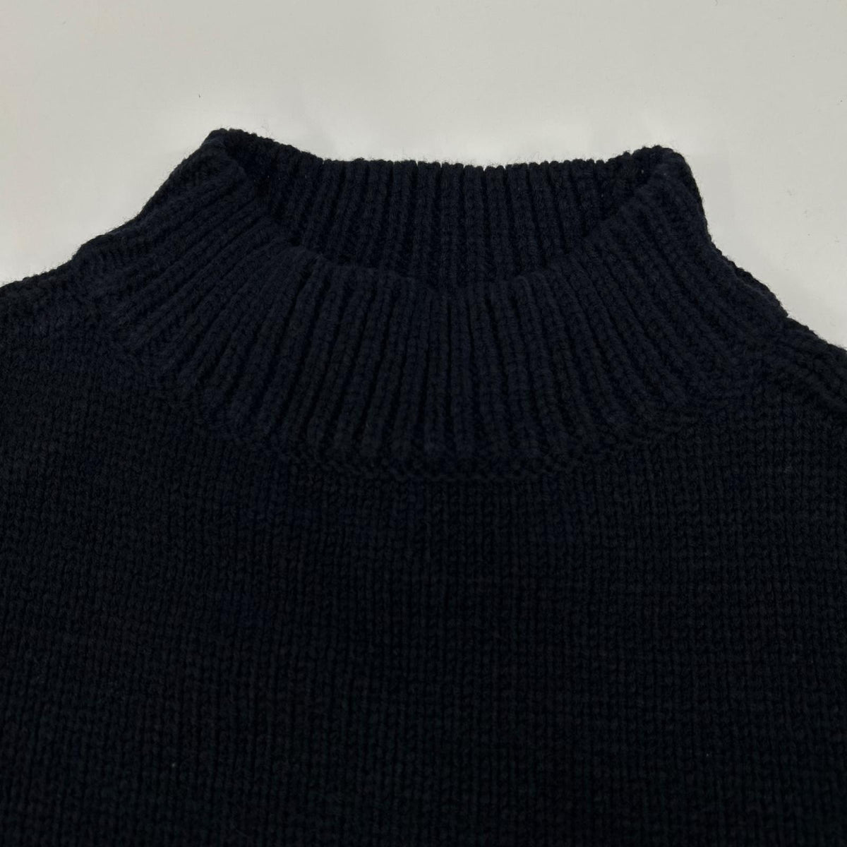 MUVEIL ミュベール MA73KSW008 ネイビー フラワー刺繍 ボトルネック ニット トップス
