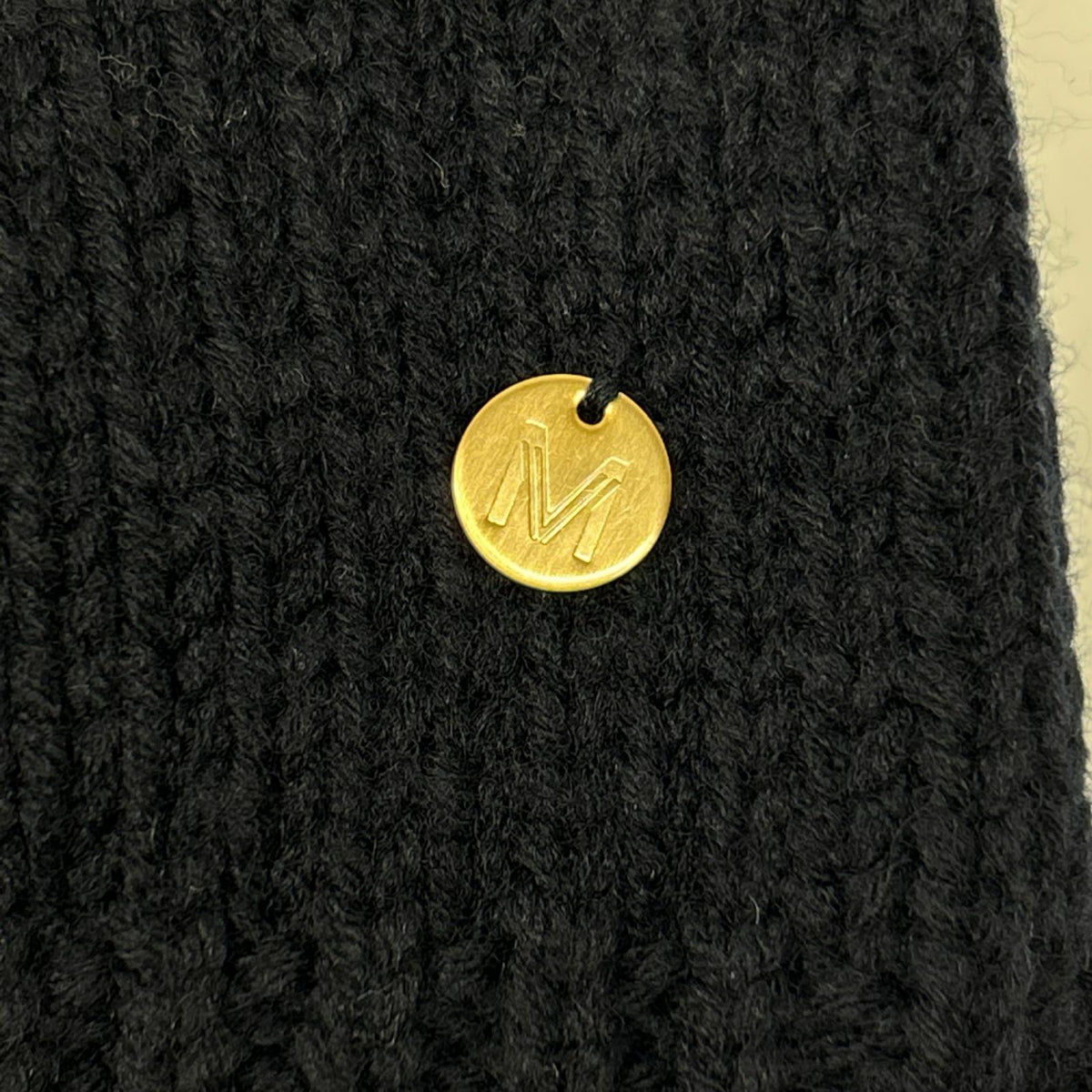 MUVEIL ミュベール MA73KSW008 ネイビー フラワー刺繍 ボトルネック ニット トップス