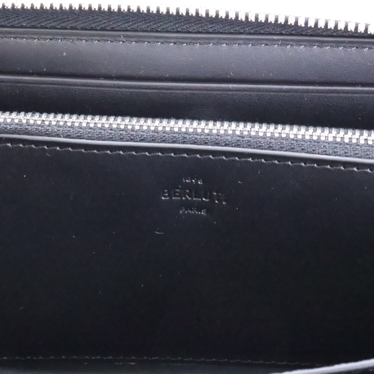 berluti ベルルッティ 新品同様 ヴェネチア カーフレザー イタウバ ロングジップウォレット 長財布（小銭入れあり）
