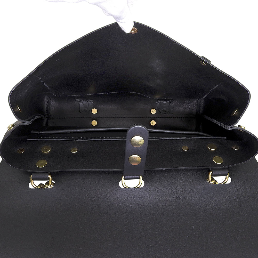 HERZ ヘルツ 美品 ナレッジバッグ M レザー 2WAY ハンドバッグ ショルダーバッグ リュック メンズ ブラック CW-137 ハンドバッグ