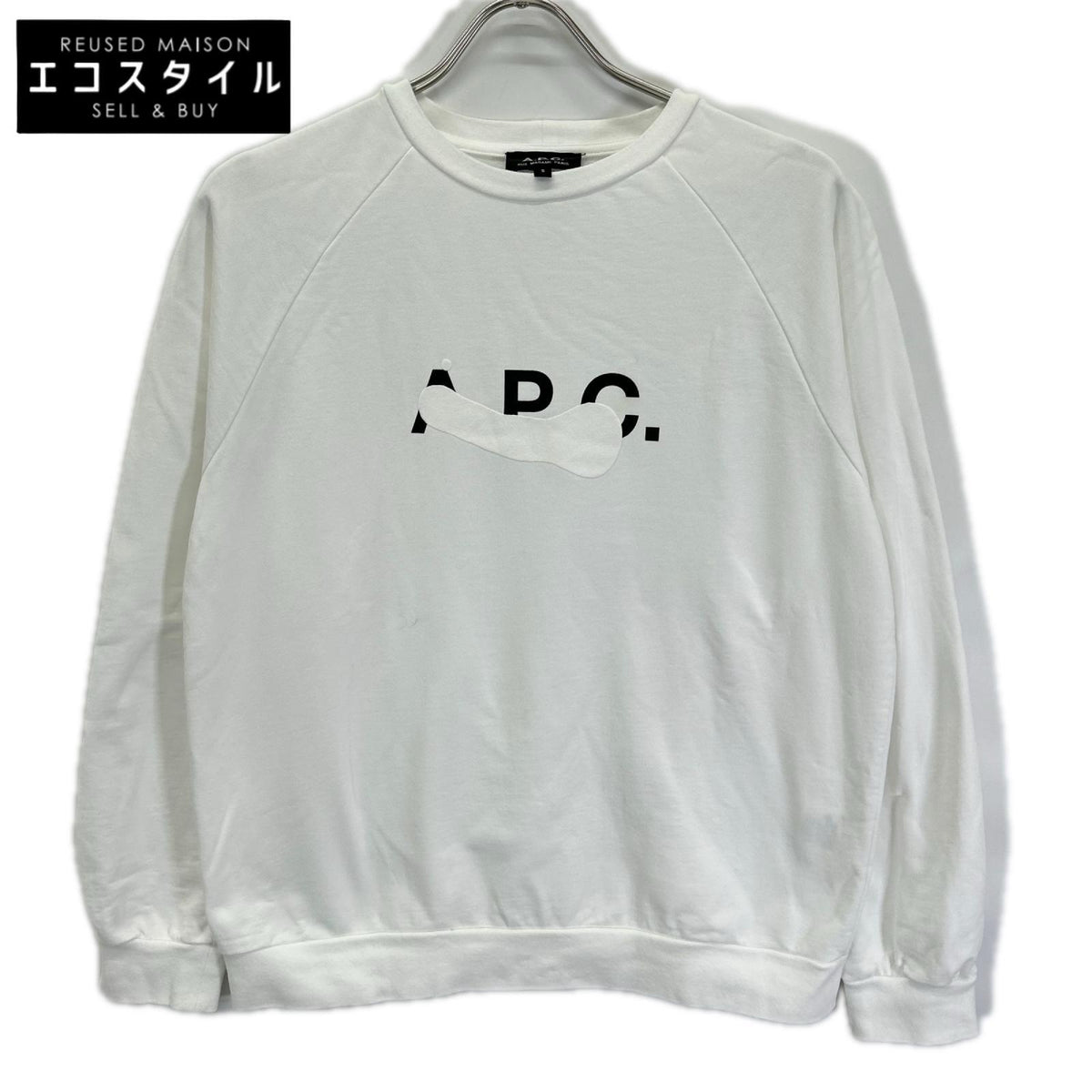 A.P.C. アーペーセー ×SHO SHIBUYA ホワイト ロゴ ペイント ラグランスリーブ スウェット トップス