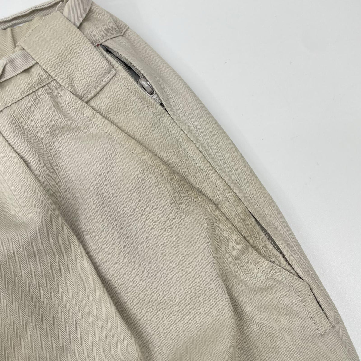 TIGHTBOOTH タイトブース ベージュ ヘリンボーン ベルト付きパンツ ボトムス