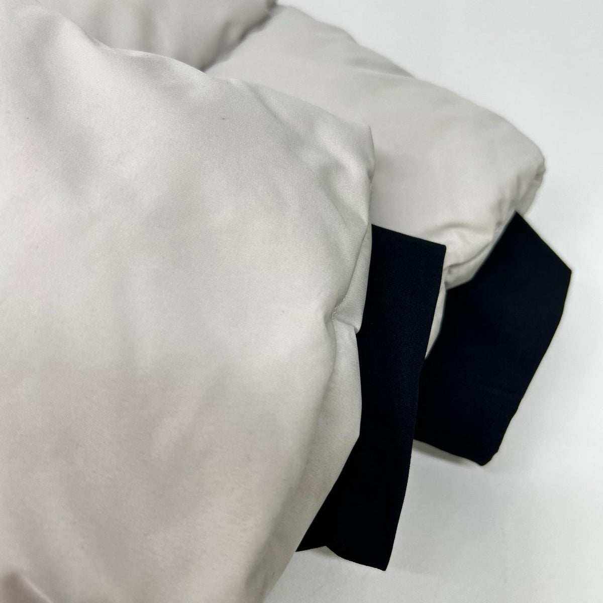 HERNO ヘルノ ホワイト LAMINAR GORE-TEX INFINIUM WINDSTOPPER ダウンジャケット ジャケット