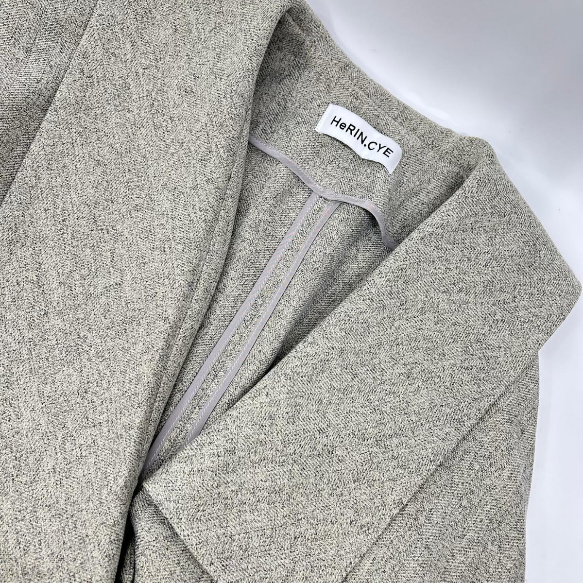 HeRIN.CYE ヘリン グレー アシメントリーカラー ジャケット ジャケット