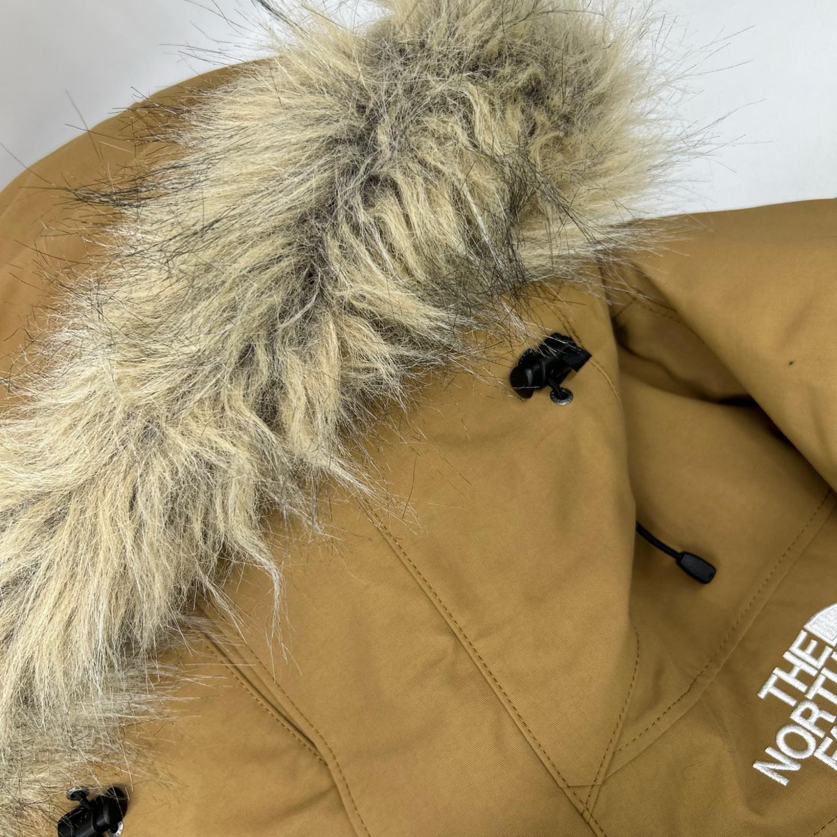 THE NORTH FACE ノースフェイス ND92342 ユーティリティーブラウン アンタークティカパーカー ダウンジャケット ジャケット