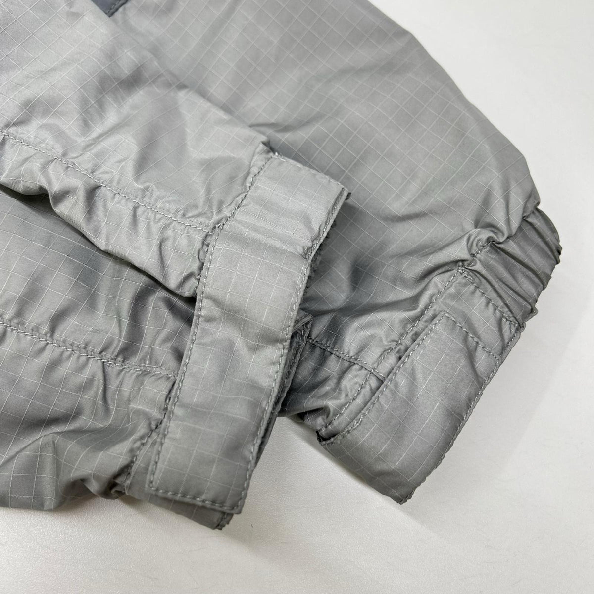 THE NORTH FACE PURPLE LABEL ザ ノースフェイス パープルレーベル N26SA082 ライトグレー Mountain Wind Parka パーカー ジャケット