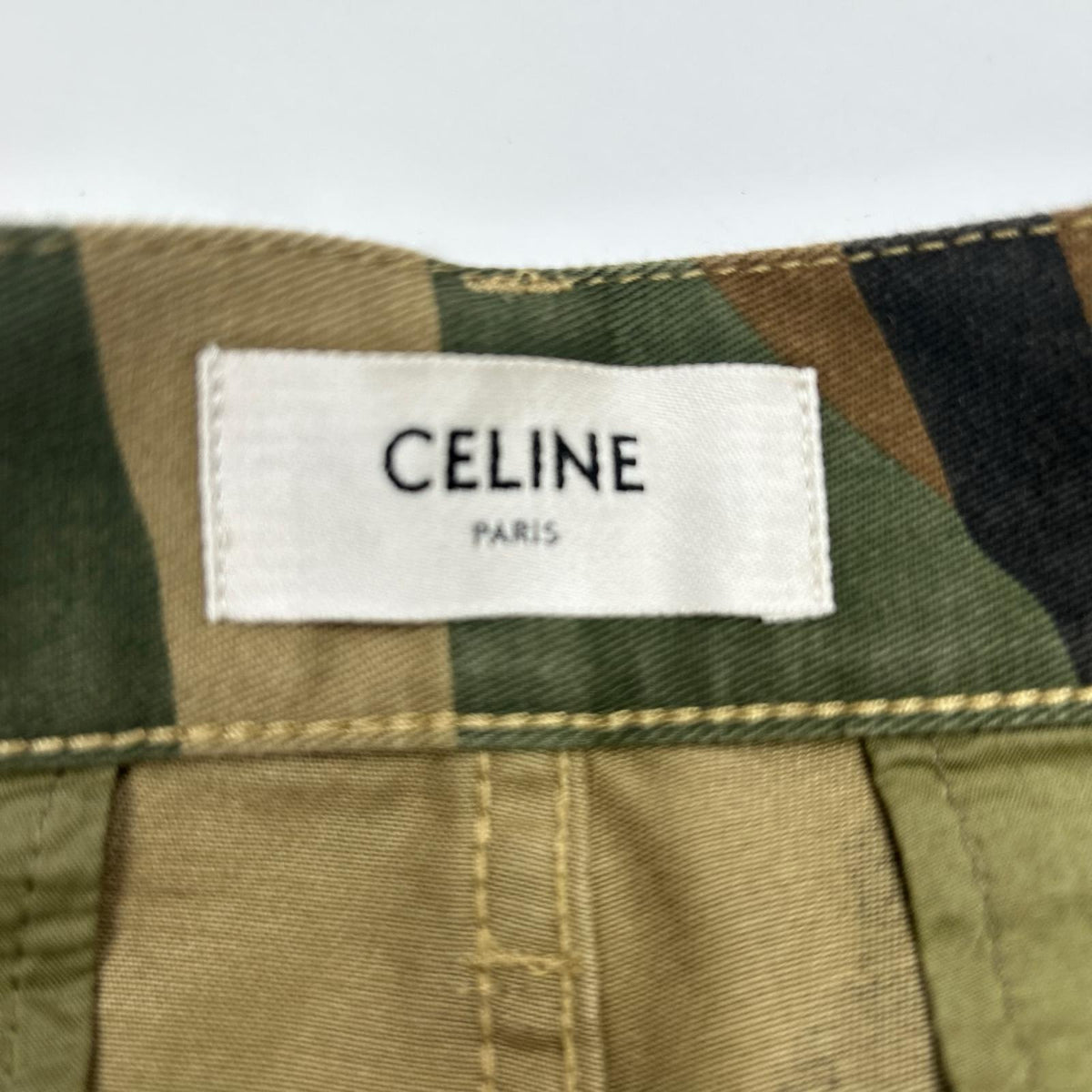 CELINE セリーヌ 2Z603616Q 24SS カモフラ柄 ドローコード カーゴパンツ ボトムス