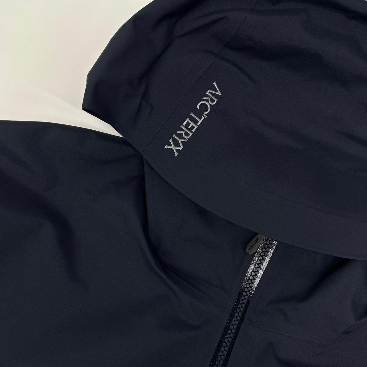 ARC'TERYX アークテリクス X000010878 ブラック BETA JACKET ジャケット