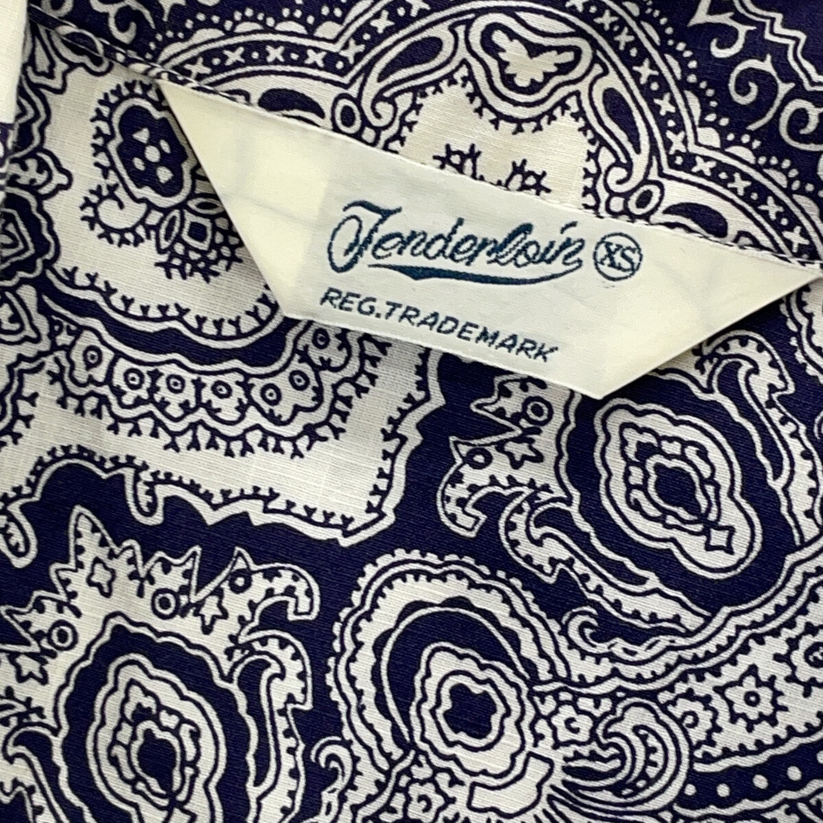TENDERLOIN Navy Paisley Short-Sleeved Open-Collar Shirt Top